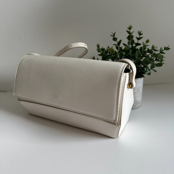 Mango - Vegan Leather Crossbody Bag - Picture 4 of 10